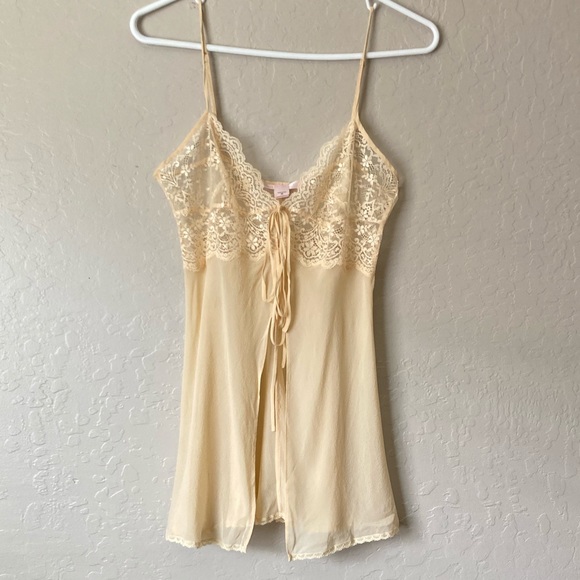 Victoria's Secret Other - Victoria’s Secret Silk open front slip size M